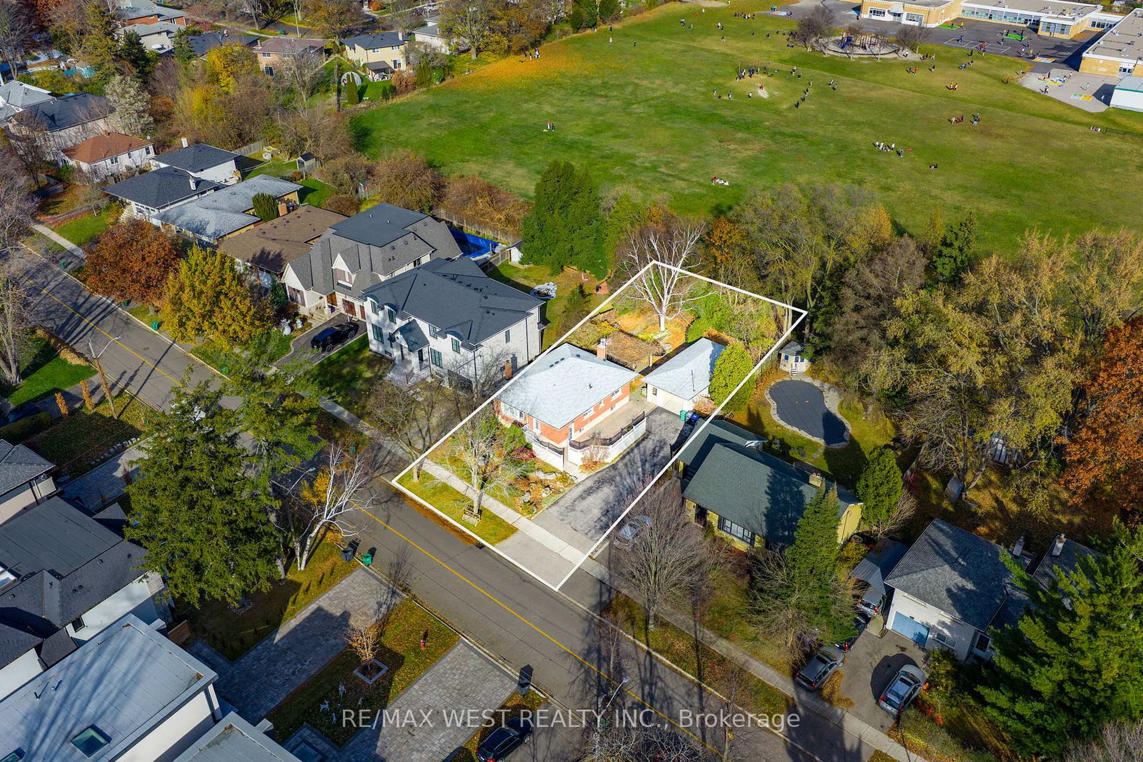 1361-kenmuir-avenue-mississauga-ontario-w12576816