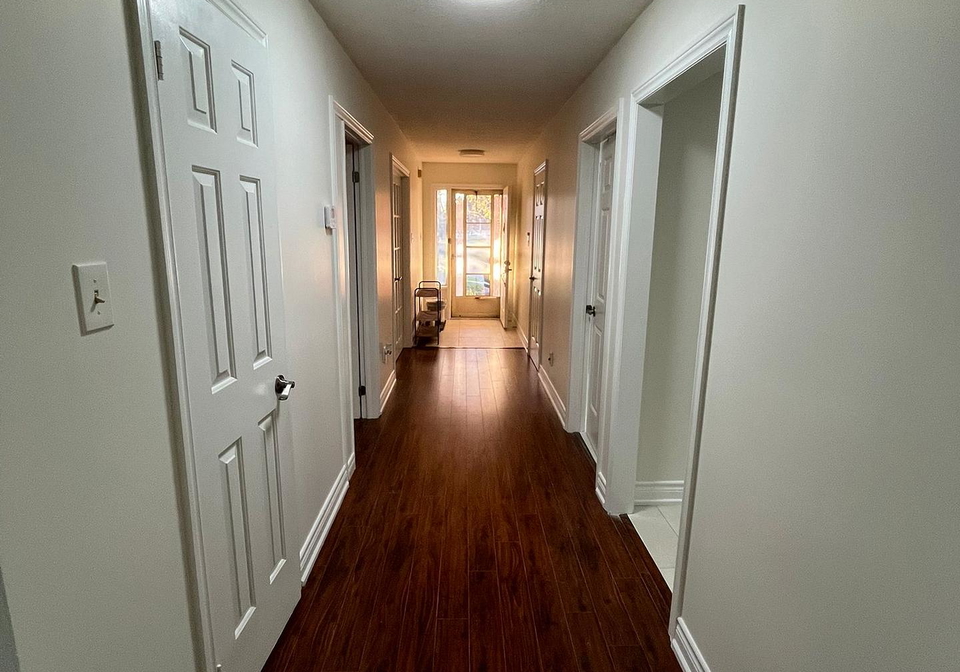 327-evergreen-crescent-oakville-ontario-w12577208