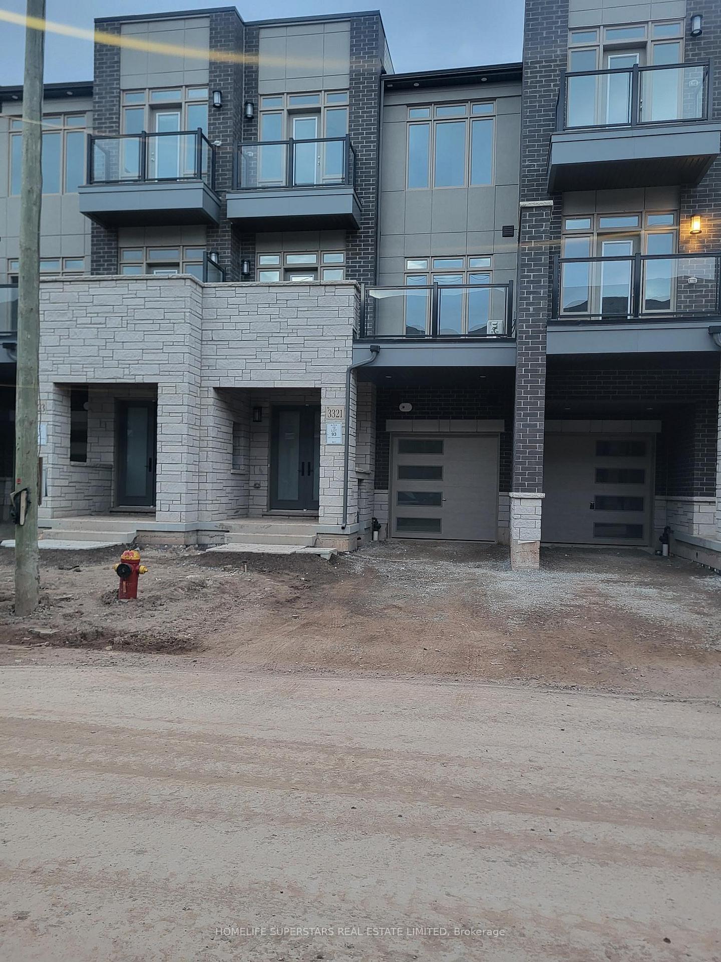 3321-taha-gardens-oakville-ontario-w12577274