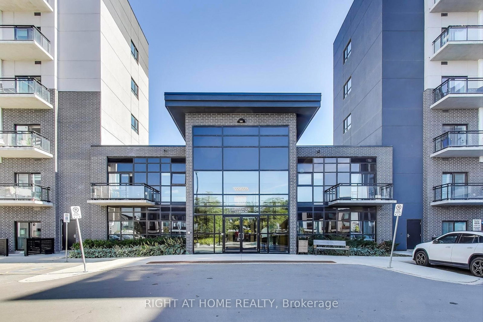 102-grovewood-common-circle-oakville-ontario-w12577380