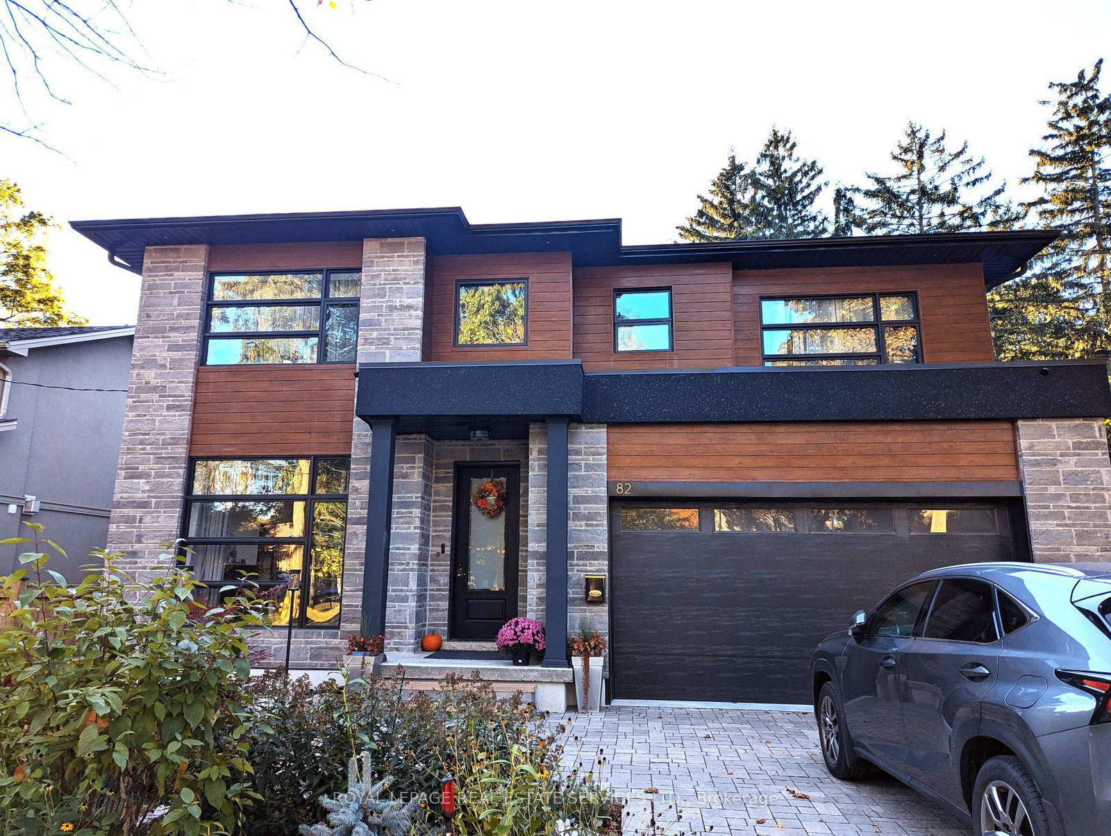 82-avonhurst-road-etobicoke-ontario-w12577432