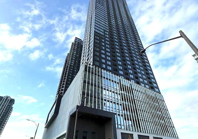 395-square-one-drive-mississauga-ontario-w12577448