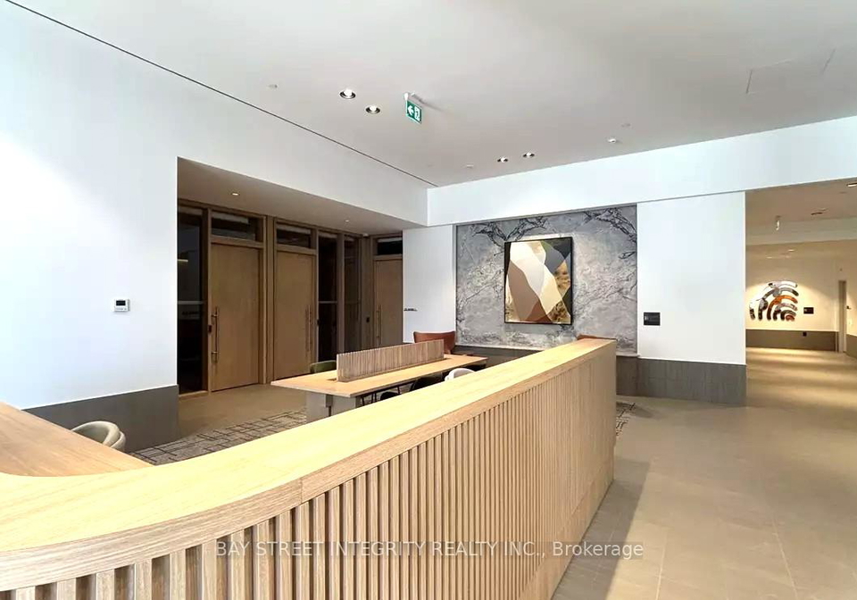 395-square-one-drive-mississauga-ontario-w12577448