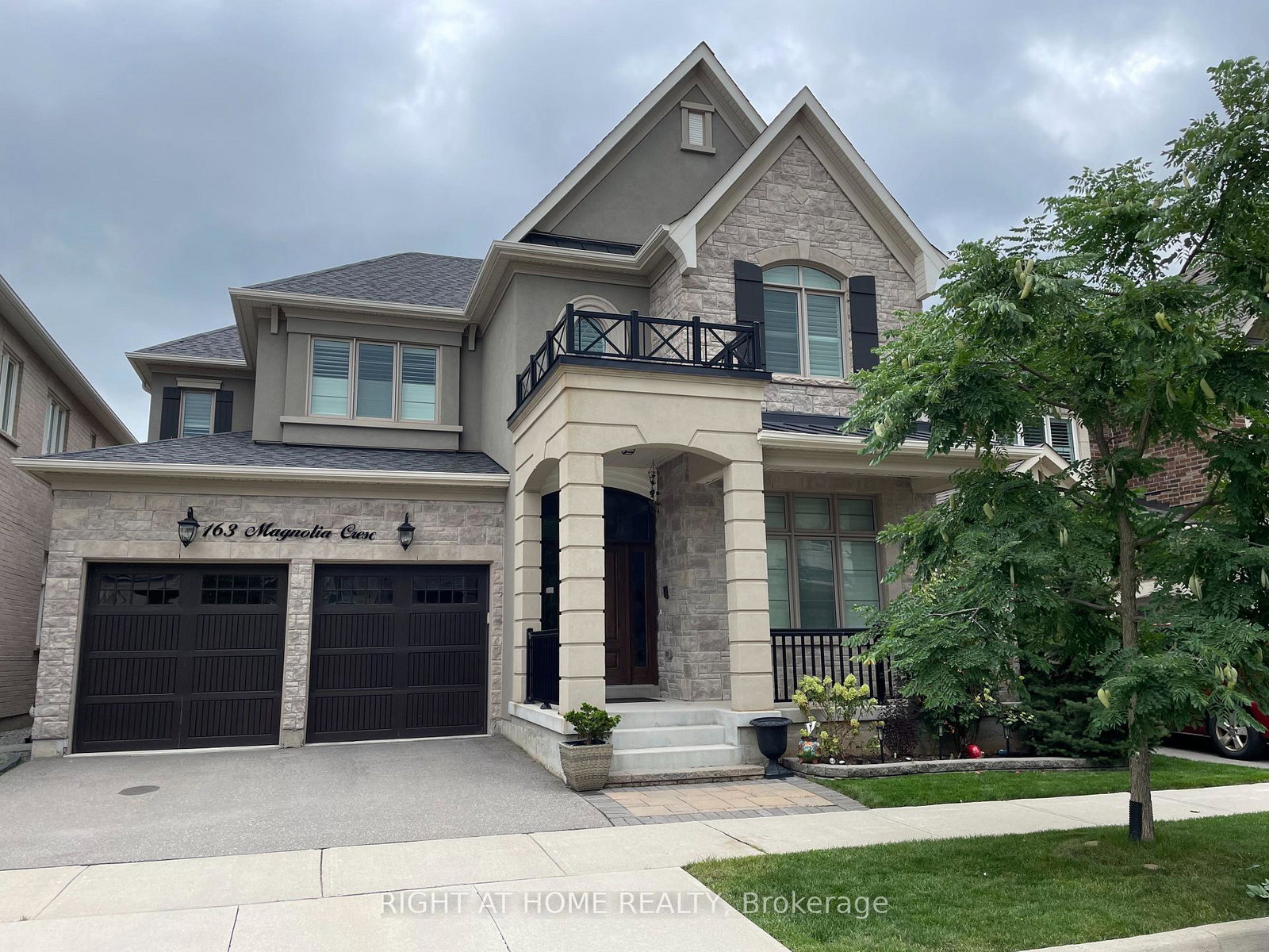 163-magnolia-crescent-oakville-ontario-w12577822