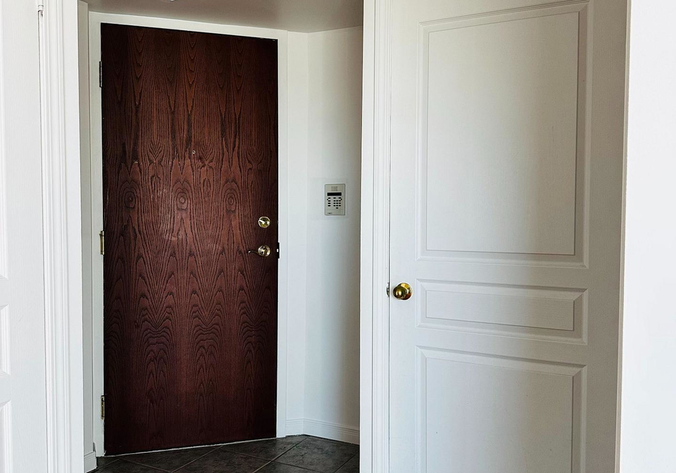 2545-erin-centre-boulevard-mississauga-ontario-w12578192