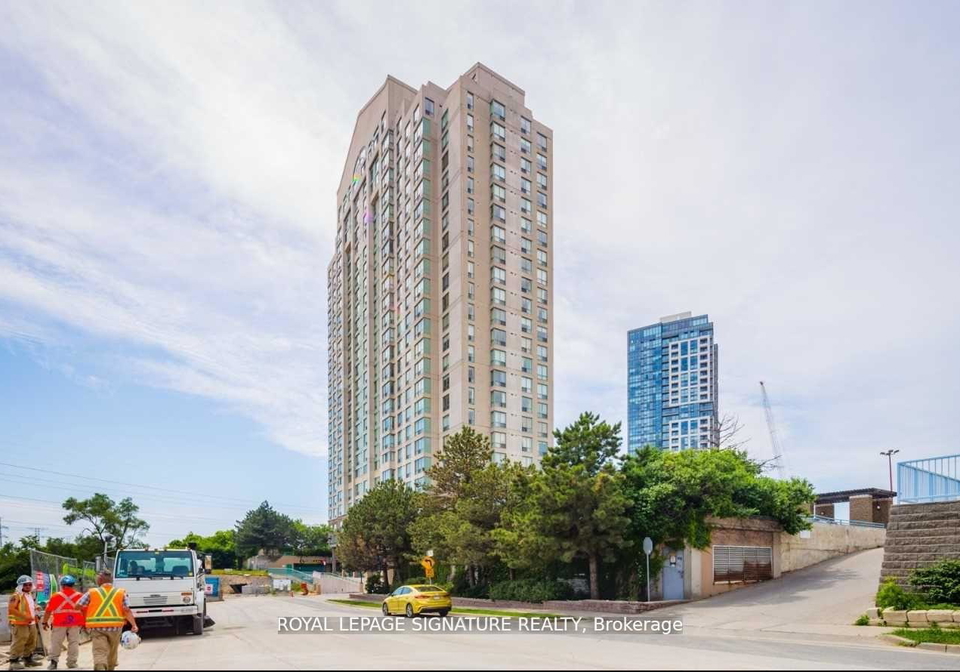 101-subway-crescent-etobicoke-ontario-w12578434