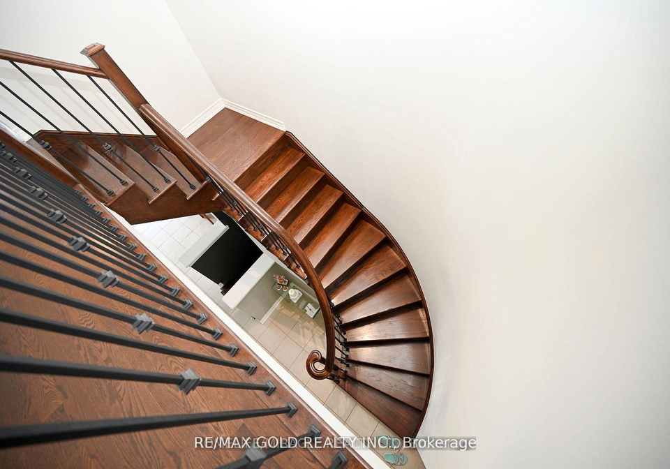 12-coastline-drive-brampton-ontario-w12578538
