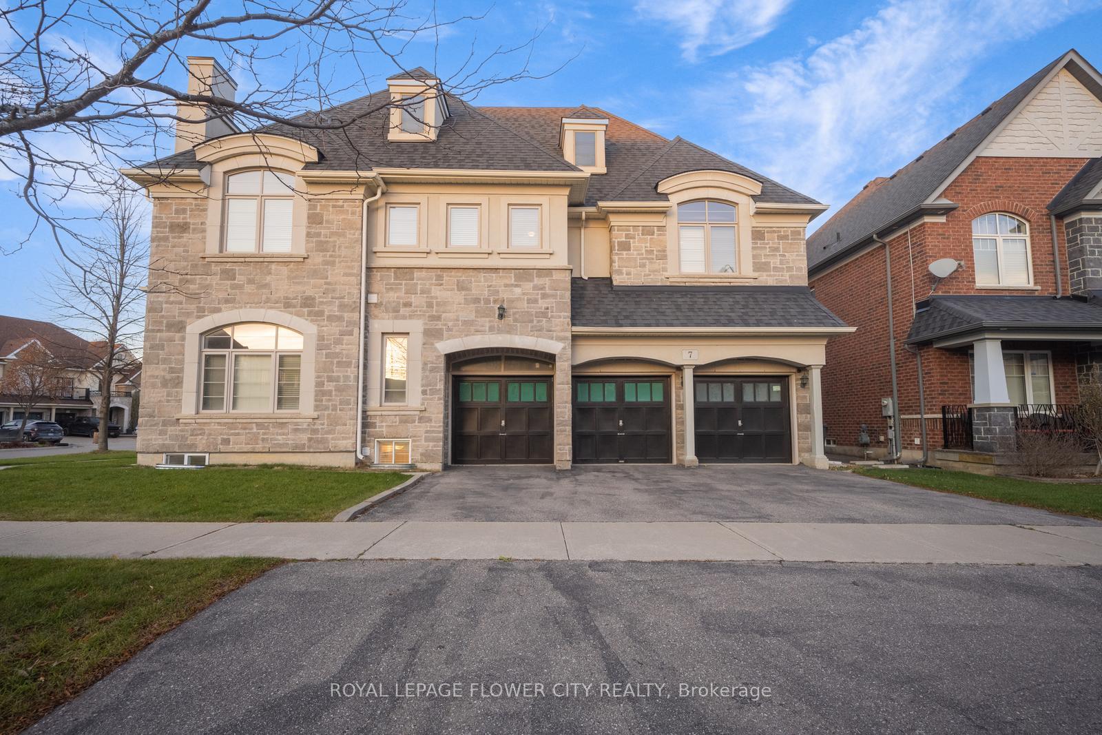 7-tonalite-road-brampton-ontario-w12578594