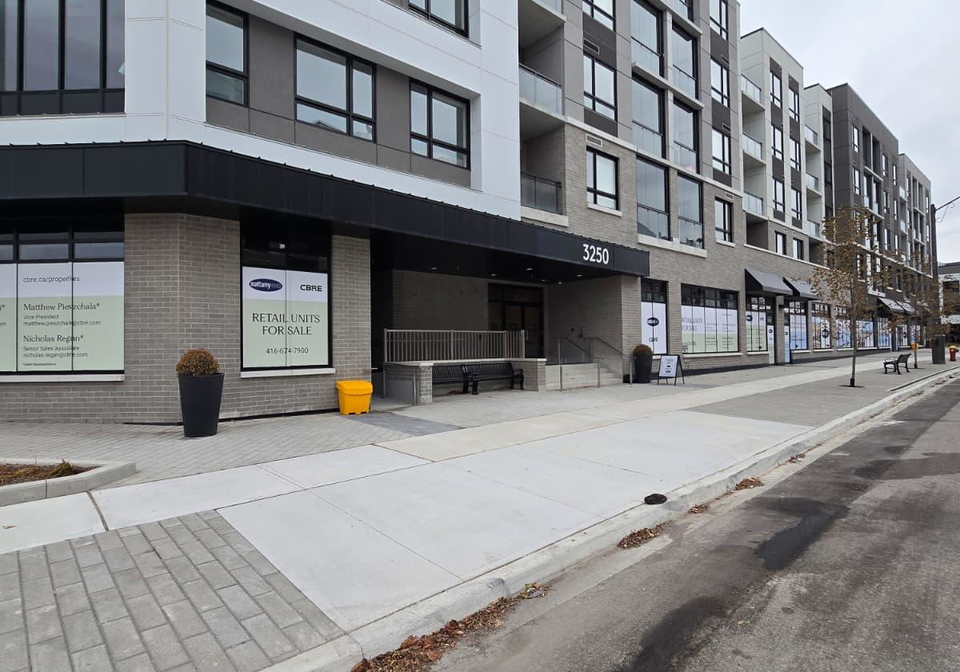 3250-carding-mill-trail-oakville-ontario-w12578792