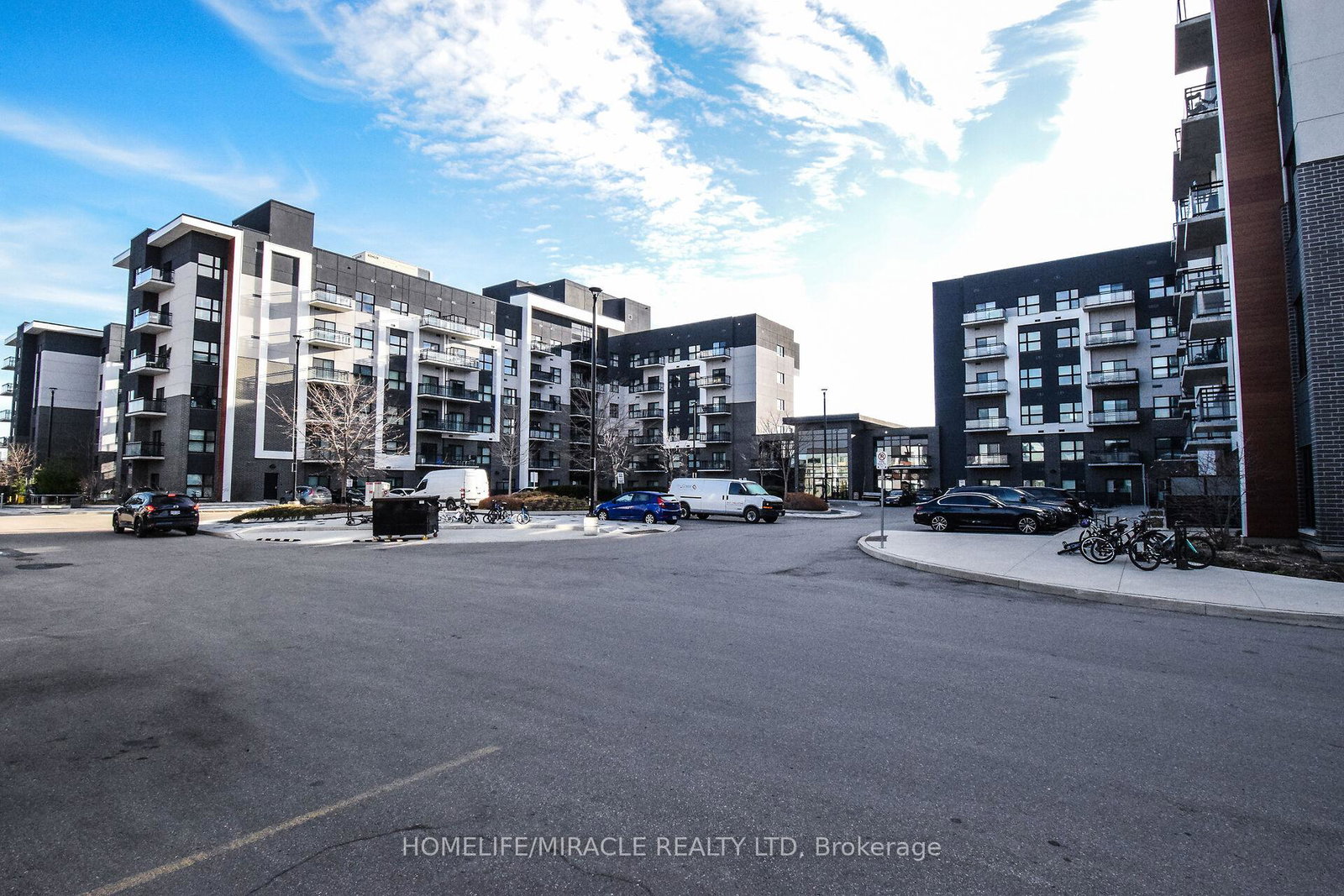 102-grovewood-common-oakville-ontario-w12579044