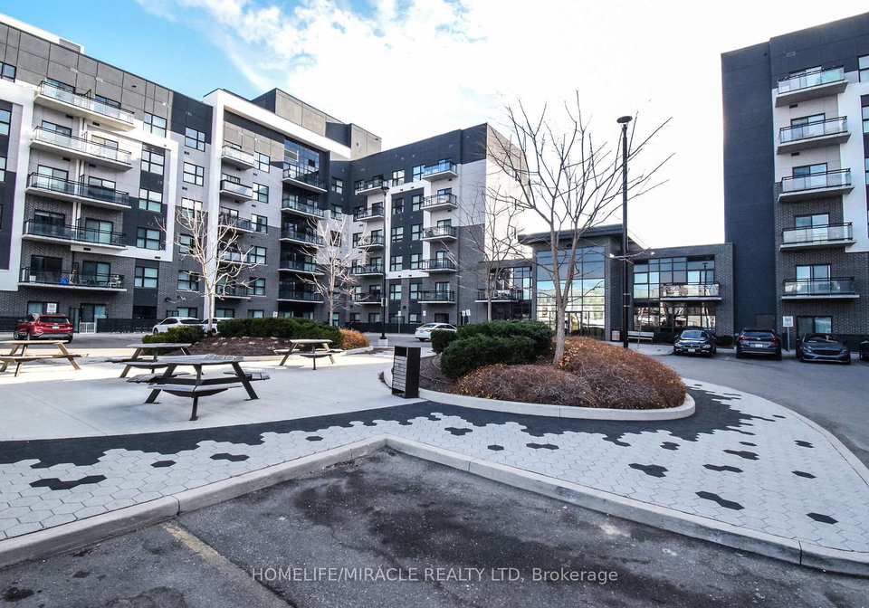 102-grovewood-common-oakville-ontario-w12579044