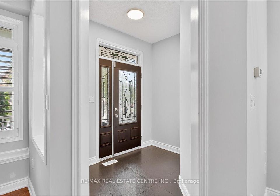 852-bessy-trail-milton-ontario-w12579664