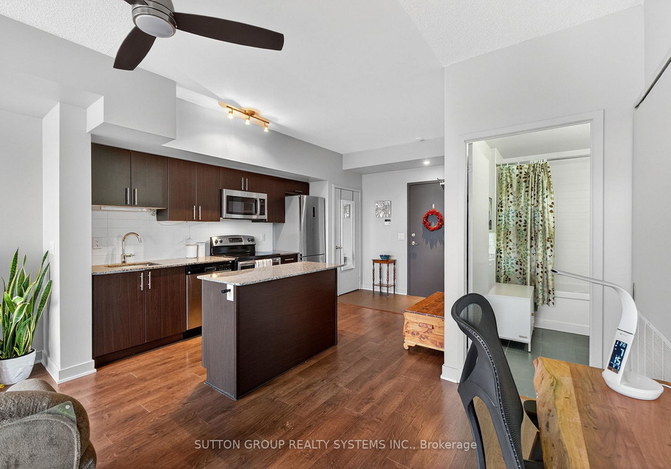 11-superior-avenue-etobicoke-ontario-w12579716