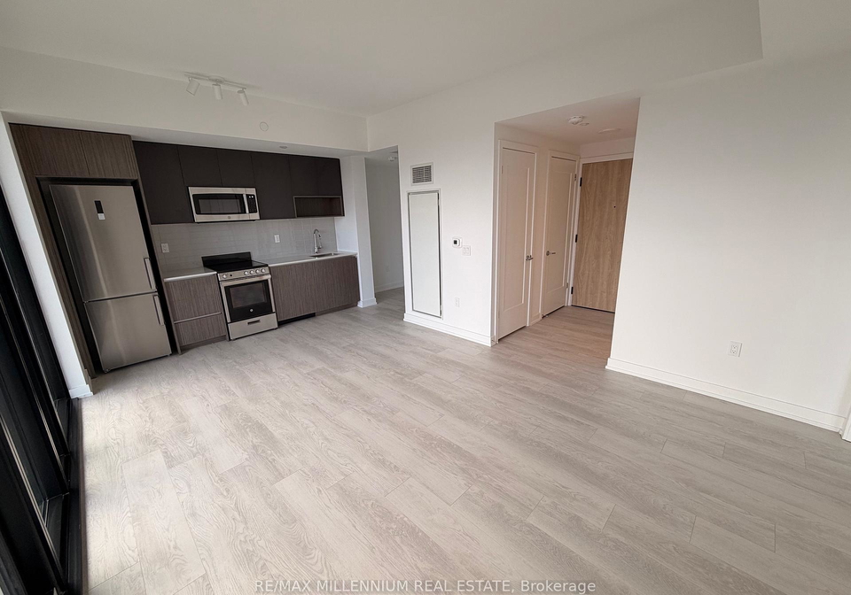801-the-queens-way-etobicoke-ontario-w12579774