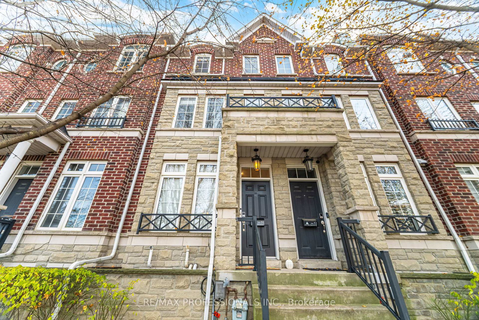 111-the-queensway-toronto-ontario-w12580302