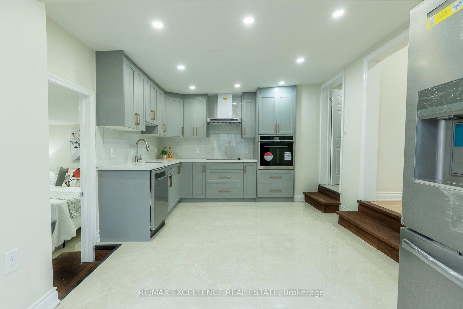 10-draper-street-halton-hills-ontario-w12580574