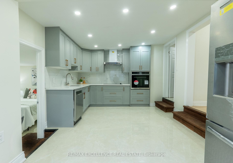 10-draper-street-halton-hills-ontario-w12580574