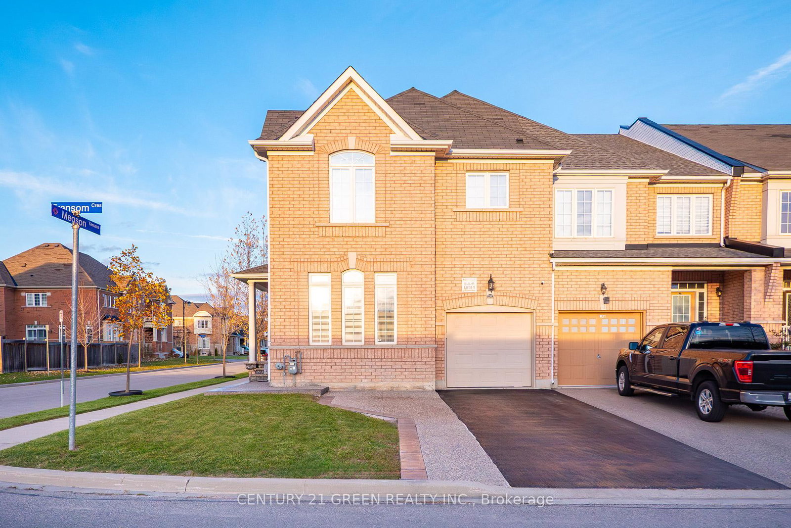 929-transom-crescent-milton-ontario-w12580840