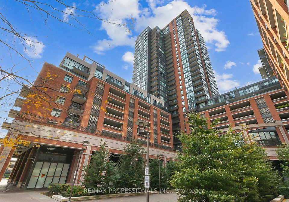 830-lawrence-avenue-w-north-york-ontario-w12581036