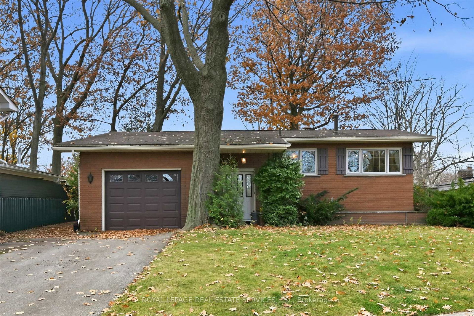 5089-meadowhill-road-burlington-ontario-w12581052