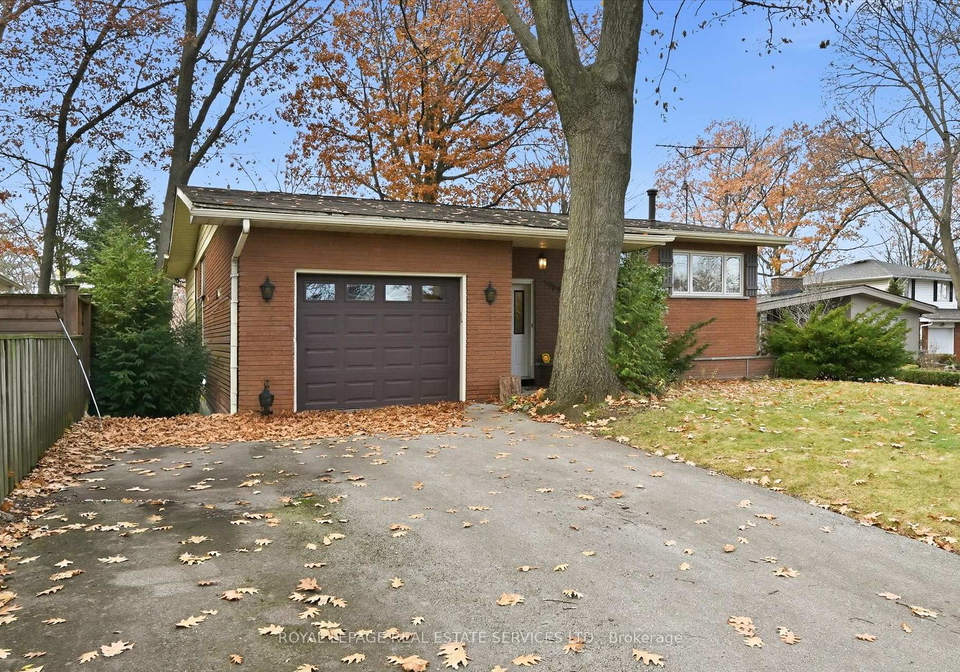5089-meadowhill-road-burlington-ontario-w12581052