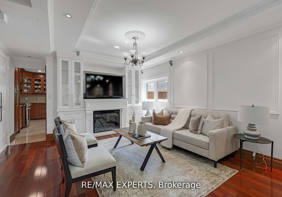 19-kenora-crescent-toronto-ontario-w12581130