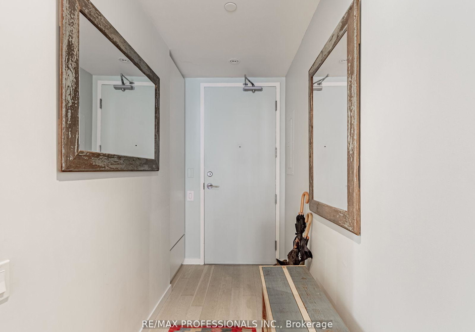 383-sorauren-avenue-toronto-ontario-w12581798