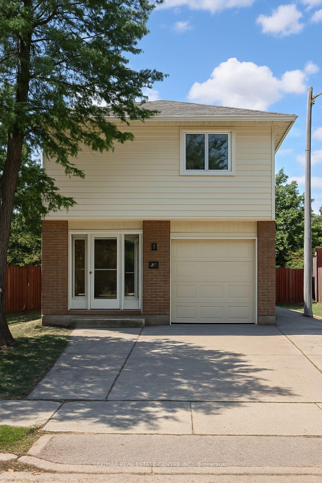 21-wray-court-etobicoke-ontario-w12582066