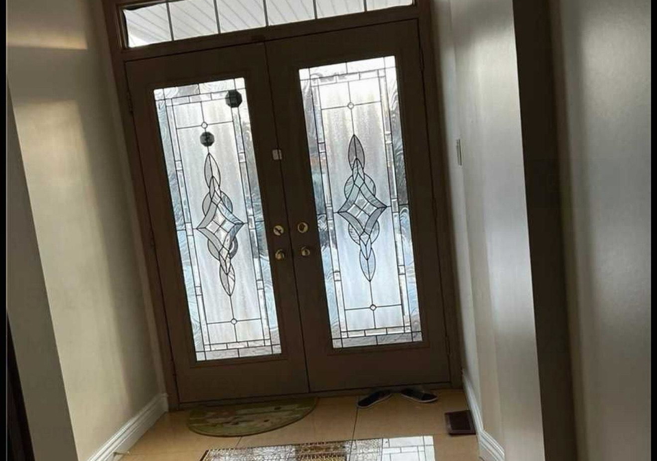 5923-sidmouth-street-mississauga-ontario-w12582380