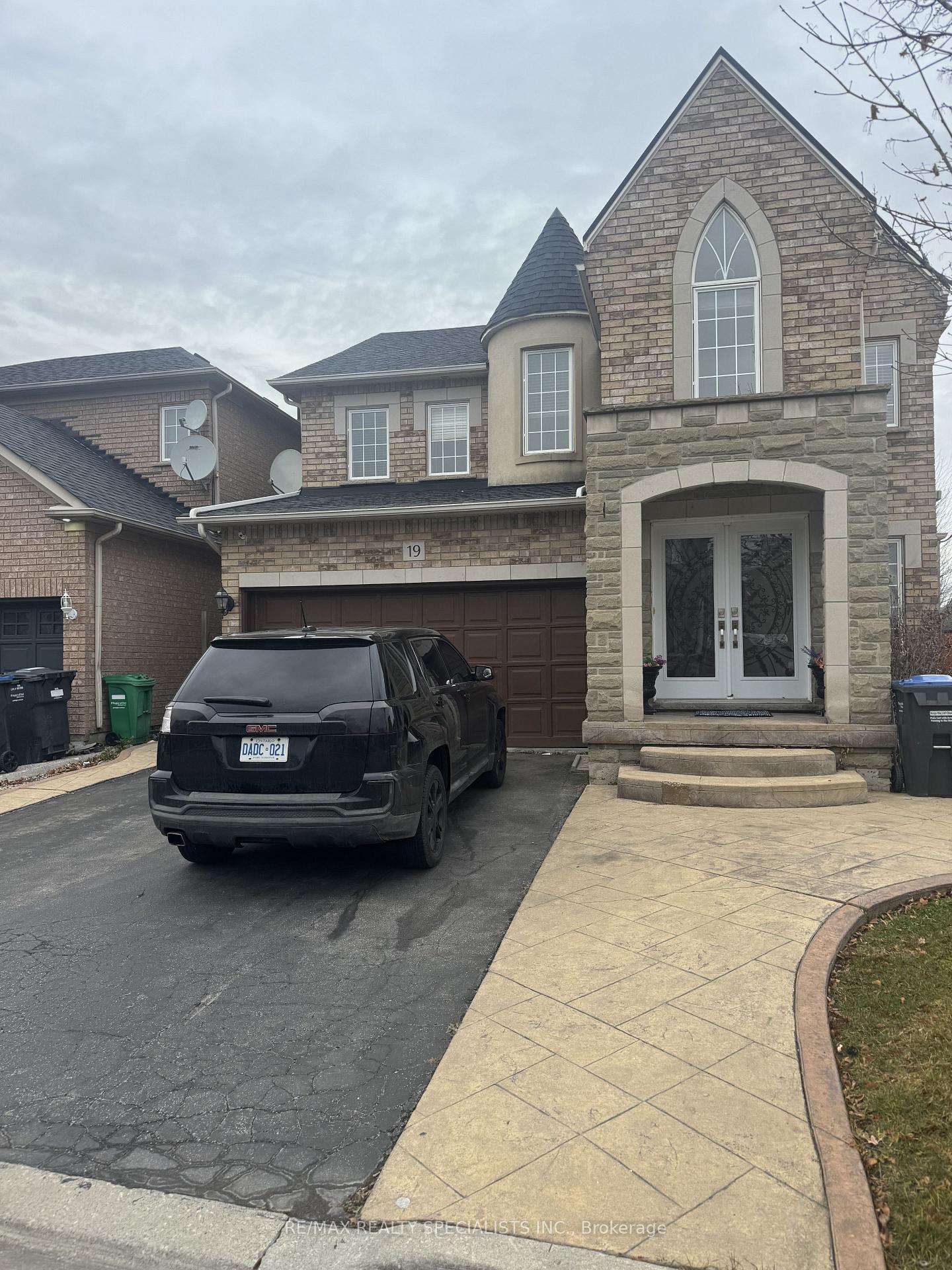 19-colbeck-crescent-brampton-ontario-w12582384