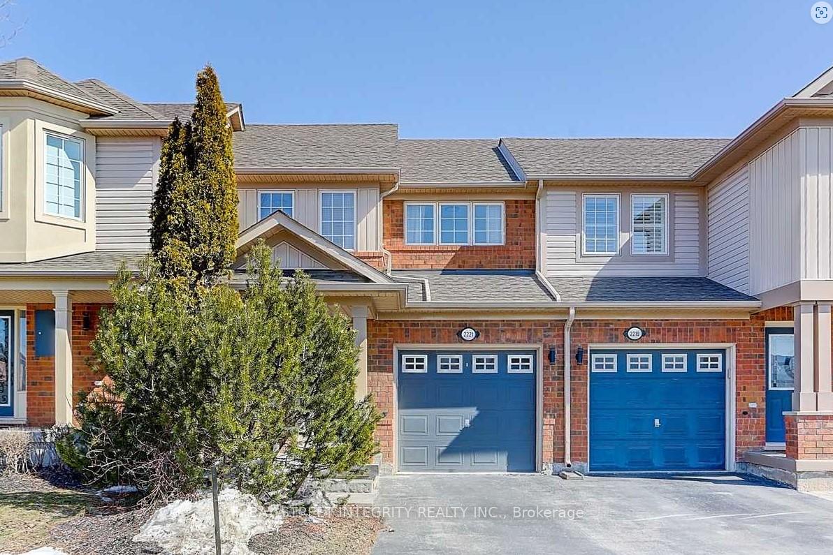 2221-amberglen-court-oakville-ontario-w12582598