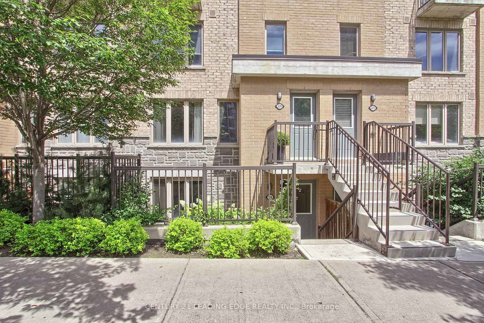 7-foundry-avenue-toronto-ontario-w12582662