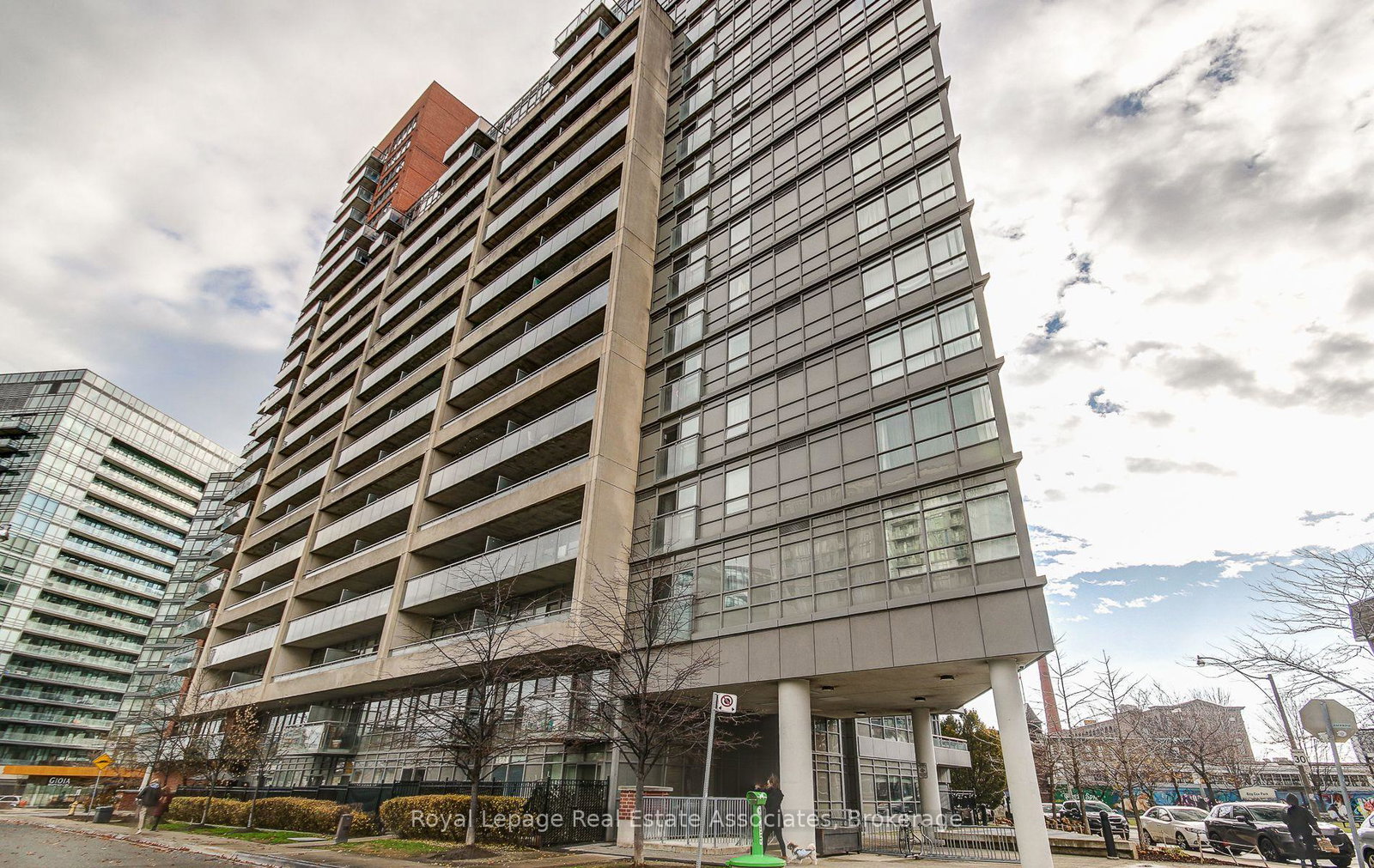 38-joe-shuster-way-toronto-ontario-w12583078
