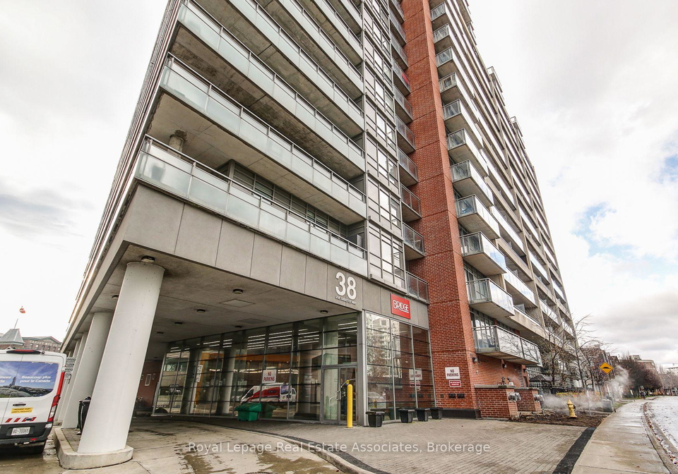 38-joe-shuster-way-toronto-ontario-w12583078