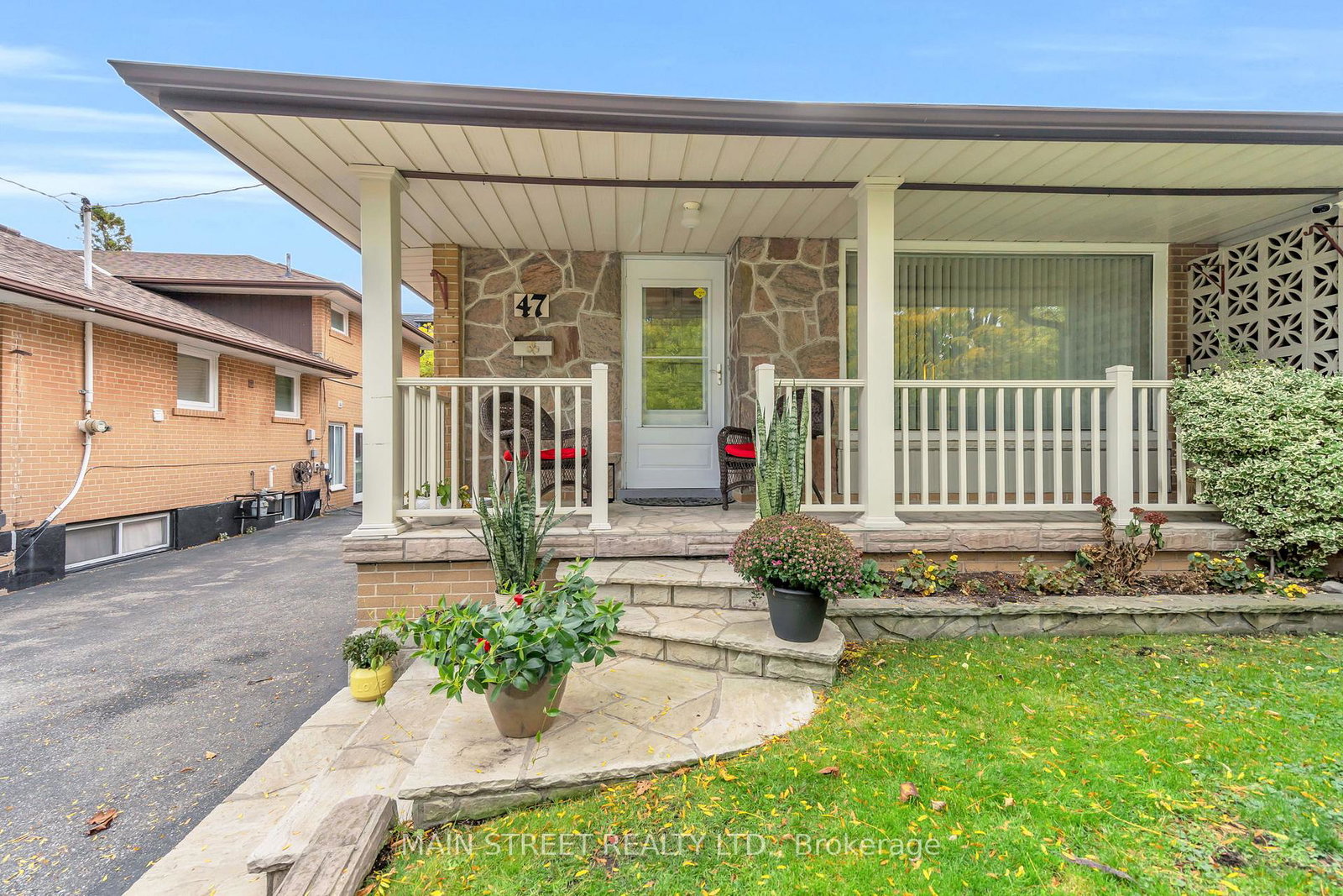 47-graystone-gardens-etobicoke-ontario-w12583494