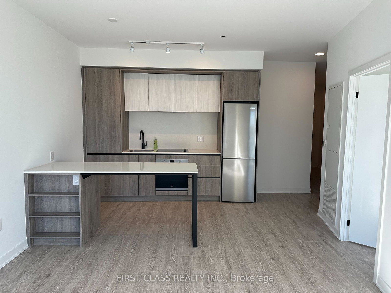 2495-eglinton-avenue-w-mississauga-ontario-w12583500