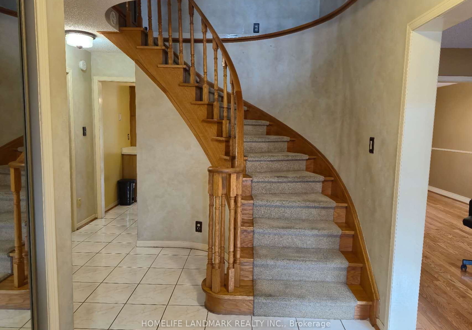 4201-wakefield-crescent-mississauga-ontario-w12583810
