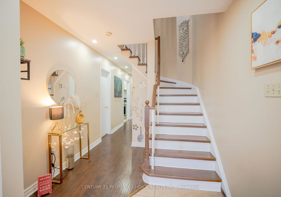110-goldenlight-circle-brampton-ontario-w12584148