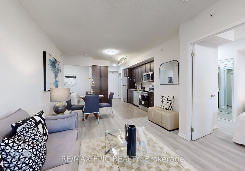 830-lawrence-avenue-w-north-york-ontario-w12584966