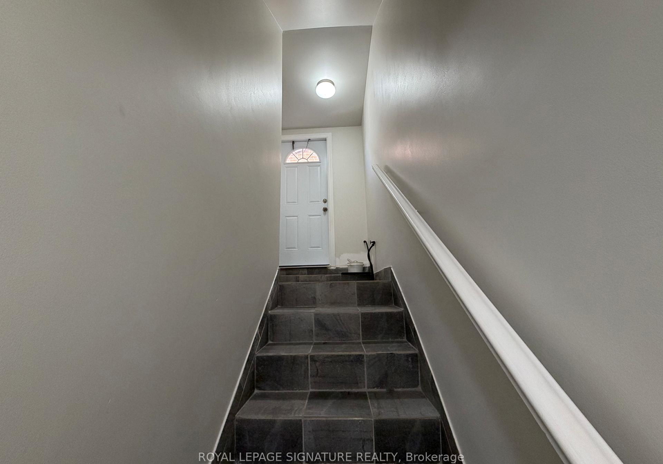 5-alabaster-road-etobicoke-ontario-w12584984