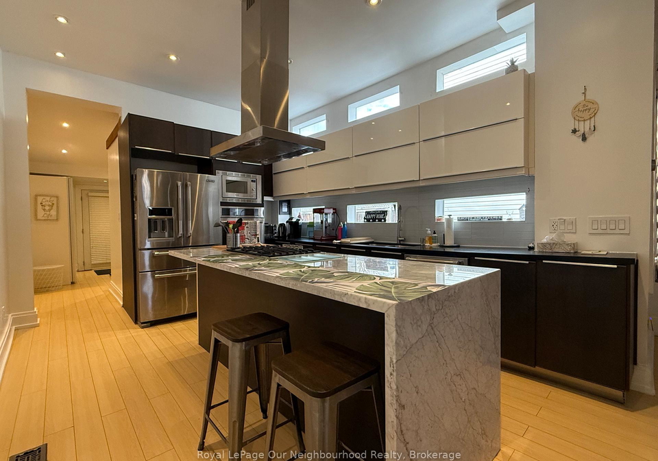 150-fifth-street-etobicoke-ontario-w12585128