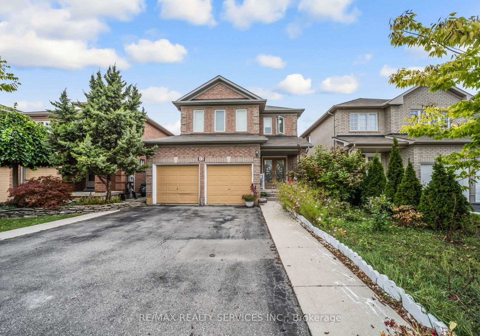 12-roadmaster-lane-brampton-ontario-w12585342