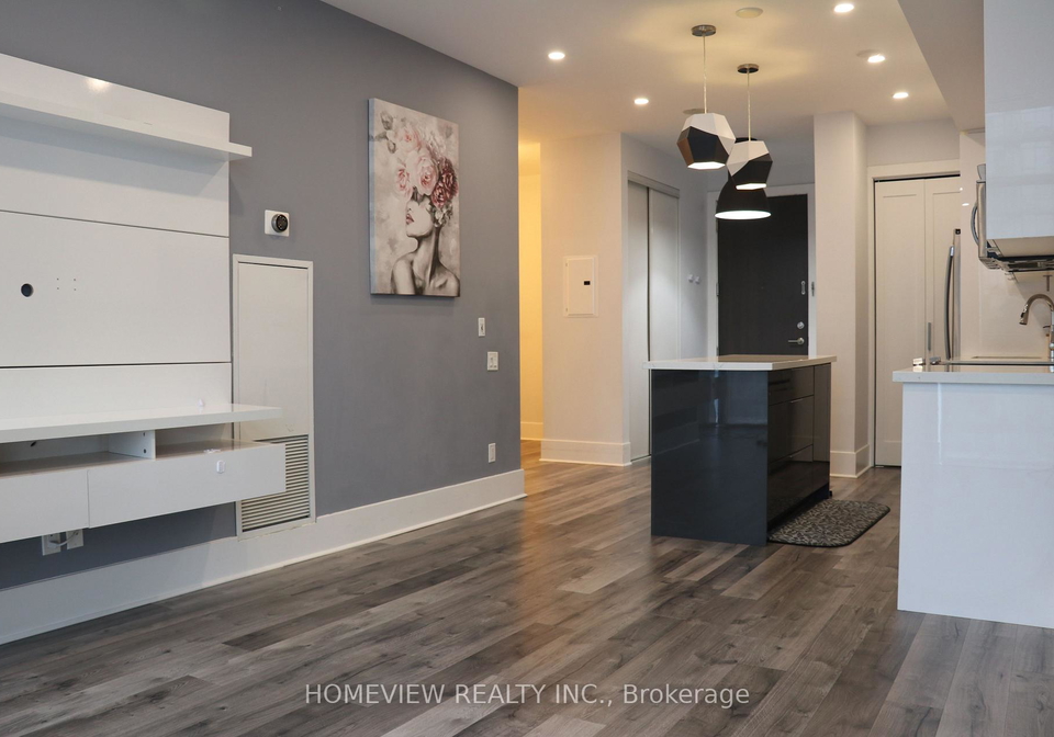 103-the-queensway-toronto-ontario-w12585434