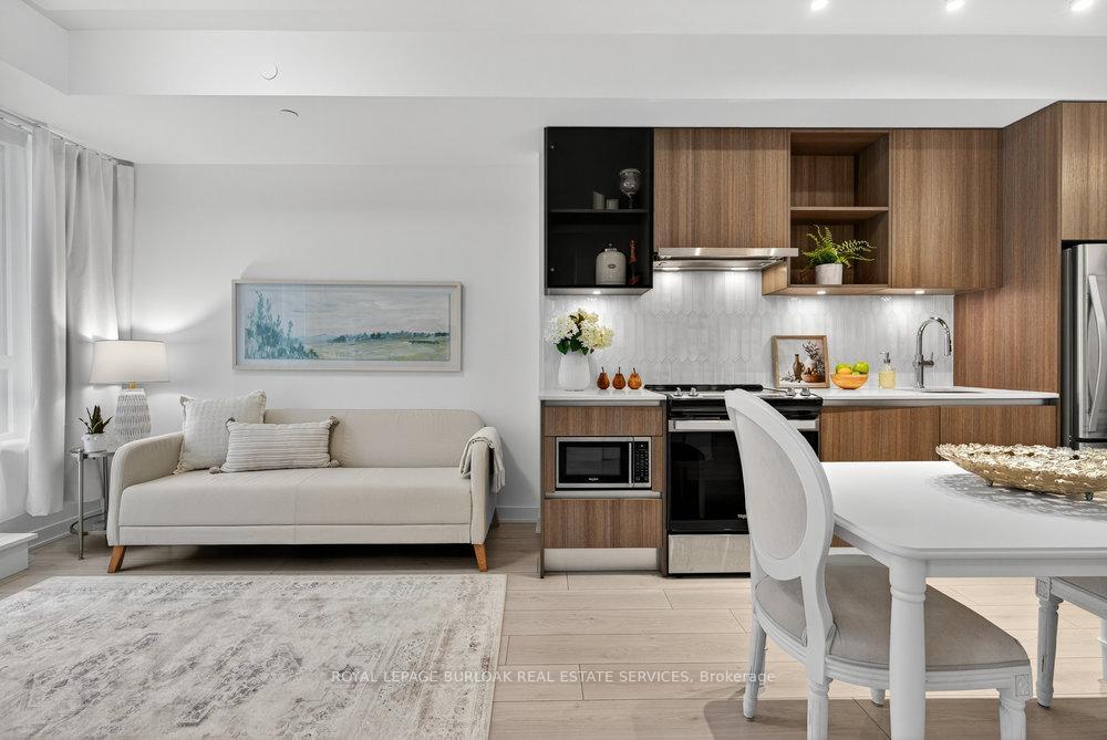 405-dundas-street-w-oakville-ontario-w12585560