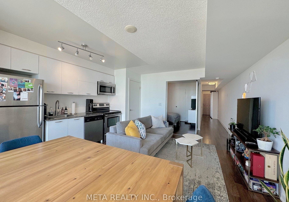 38-joe-shuster-way-toronto-ontario-w12585666