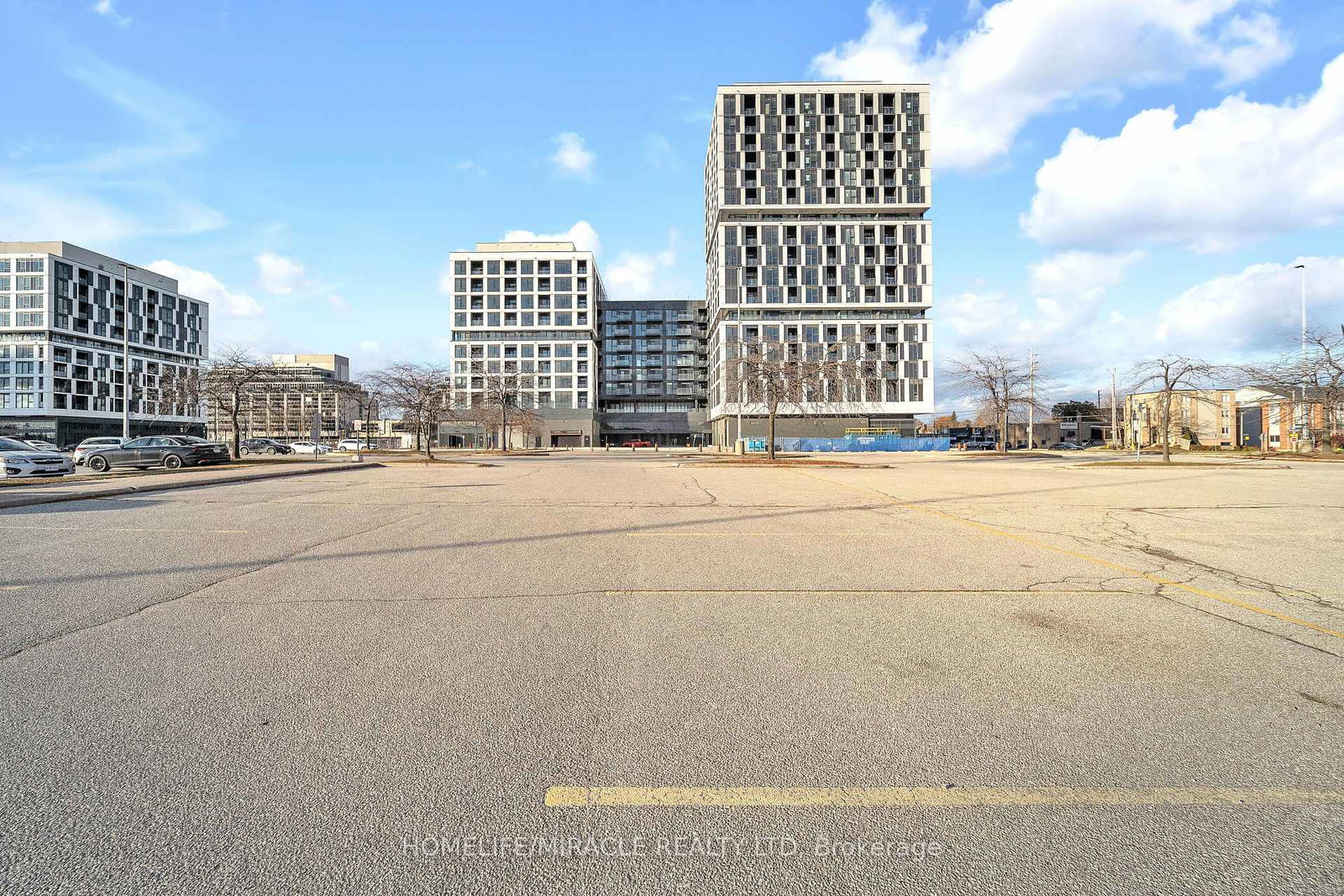 1007-queensway-way-etobicoke-ontario-w12585734