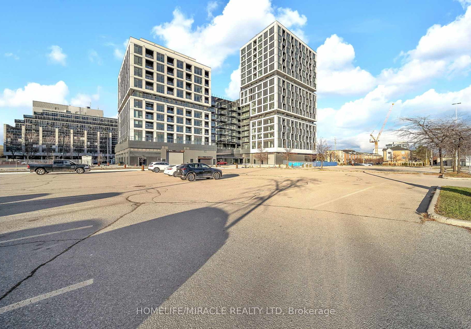 1007-queensway-way-etobicoke-ontario-w12585734