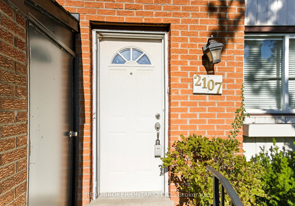 2107-marine-drive-oakville-ontario-w12586132