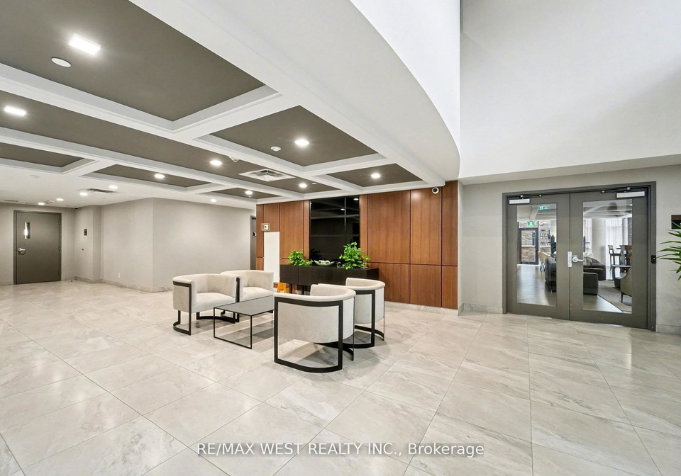 1575-lakeshore-road-mississauga-ontario-w12586366