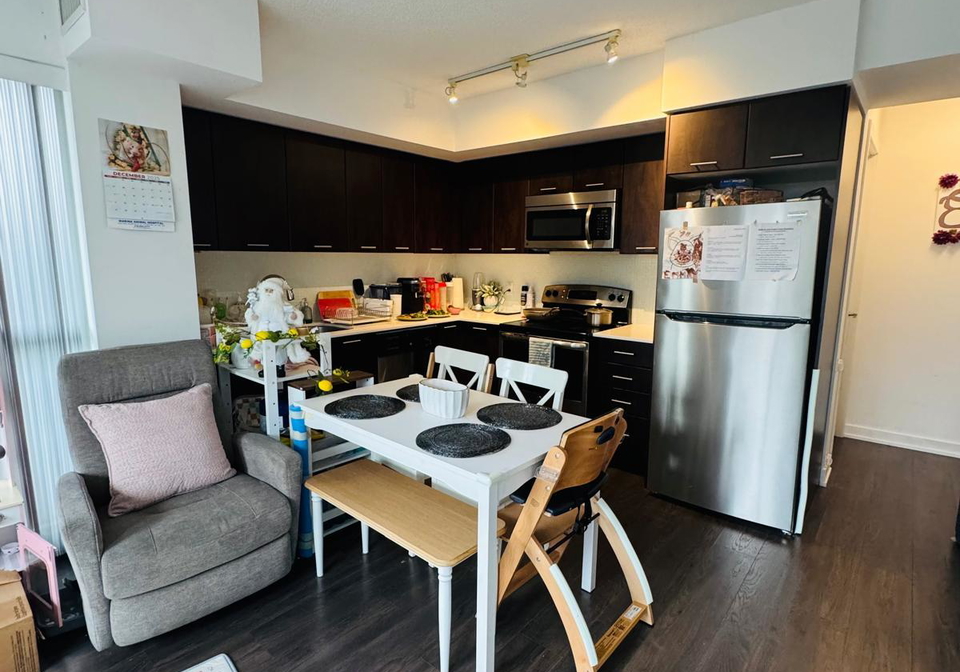 2220-lakeshore-boulevard-w-etobicoke-ontario-w12586790